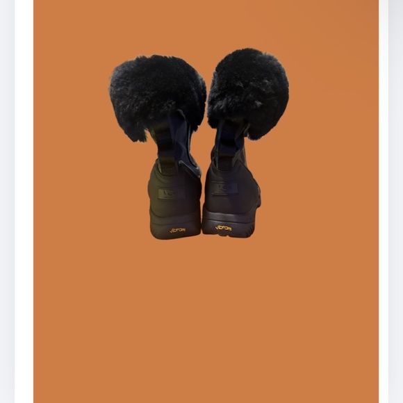 Men’s UGG Tahoe waterproof boots - Picture 3 of 6